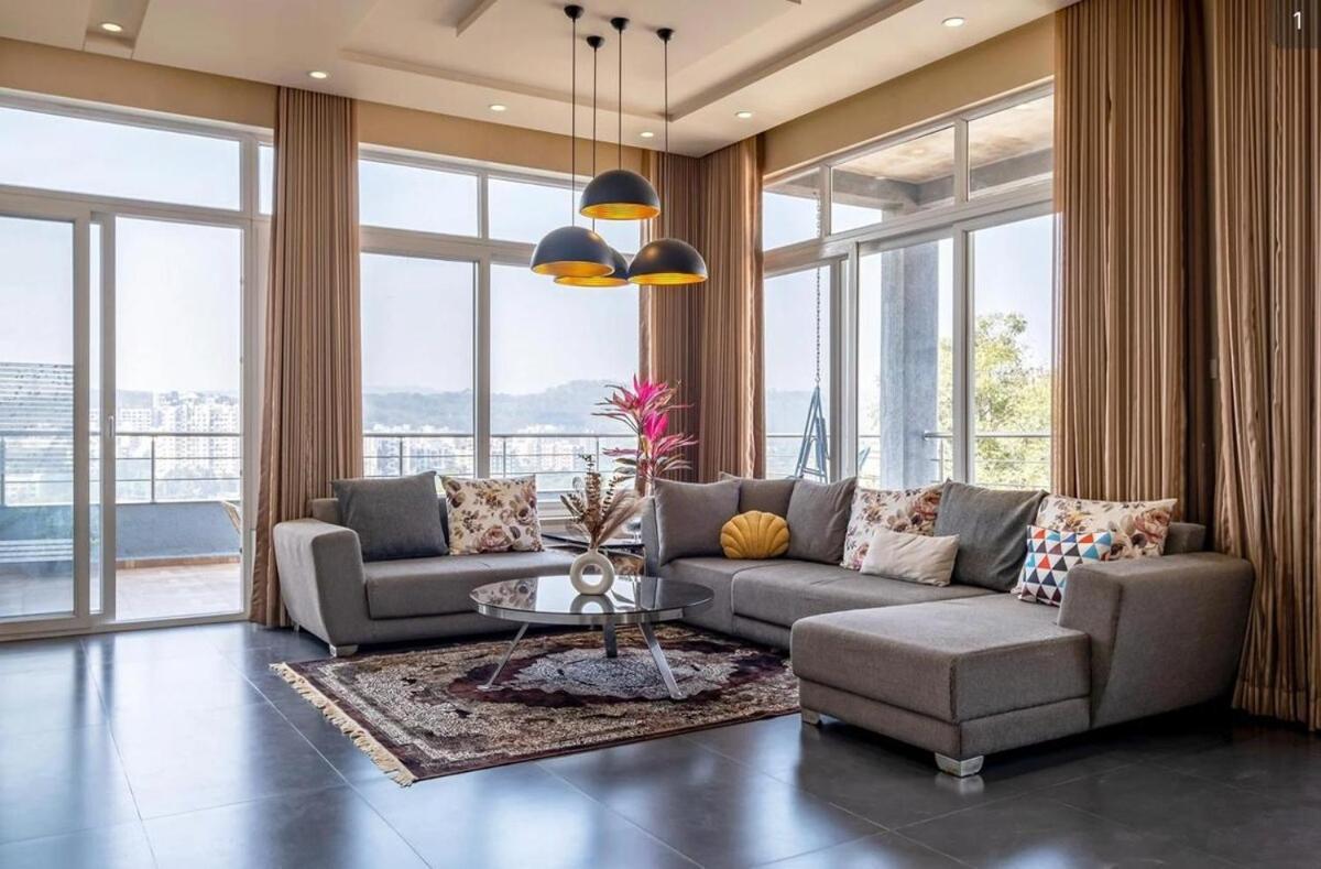 Villa Horizon Hues *